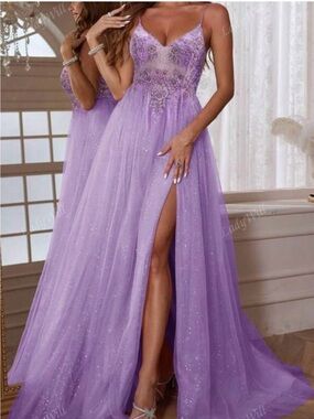 Elegant Lavender Sparkle Evening Gown - V-Neck Spaghetti Strap